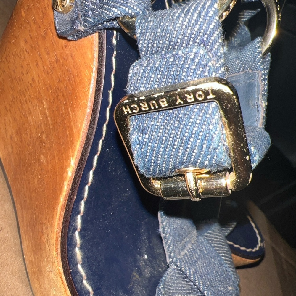 Tory Burch Navy Denim Wedges with Gold Buckle - Picture 7 of 7